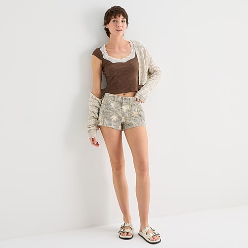 Arizona Womens 2 1/2″ Low Rise Juniors Denim Short, 12, Green Arizona Womens 2 1/2″ Low Rise Juniors Denim Short, 12, Green
