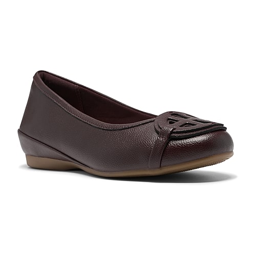 Clarks Cathrynn Luna Womens Closed Toe Slip-On Shoe, 7 Medium, Red Clarks Cathrynn Luna Womens Closed Toe Slip-On Shoe, 7 Medium, Red