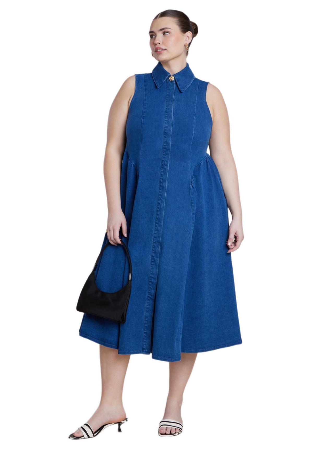 Eloquii Women’s Sleeveless Denim Button Detail Dress – Medium wash