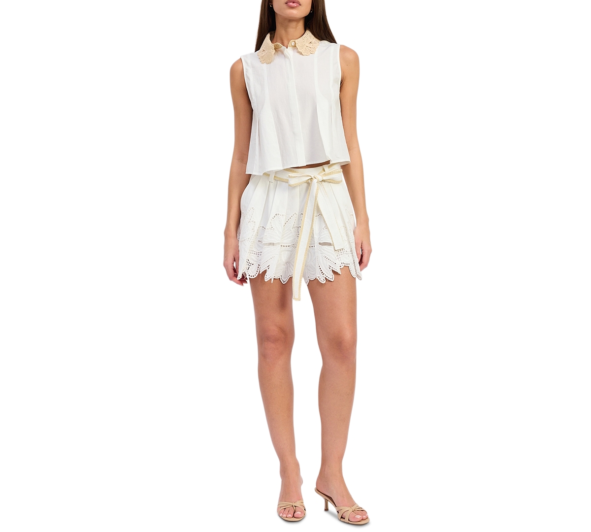 En Saison Women’s Anna Embroidered High-Rise Shorts – White Natural En Saison Women’s Anna Embroidered High-Rise Shorts – White Natural