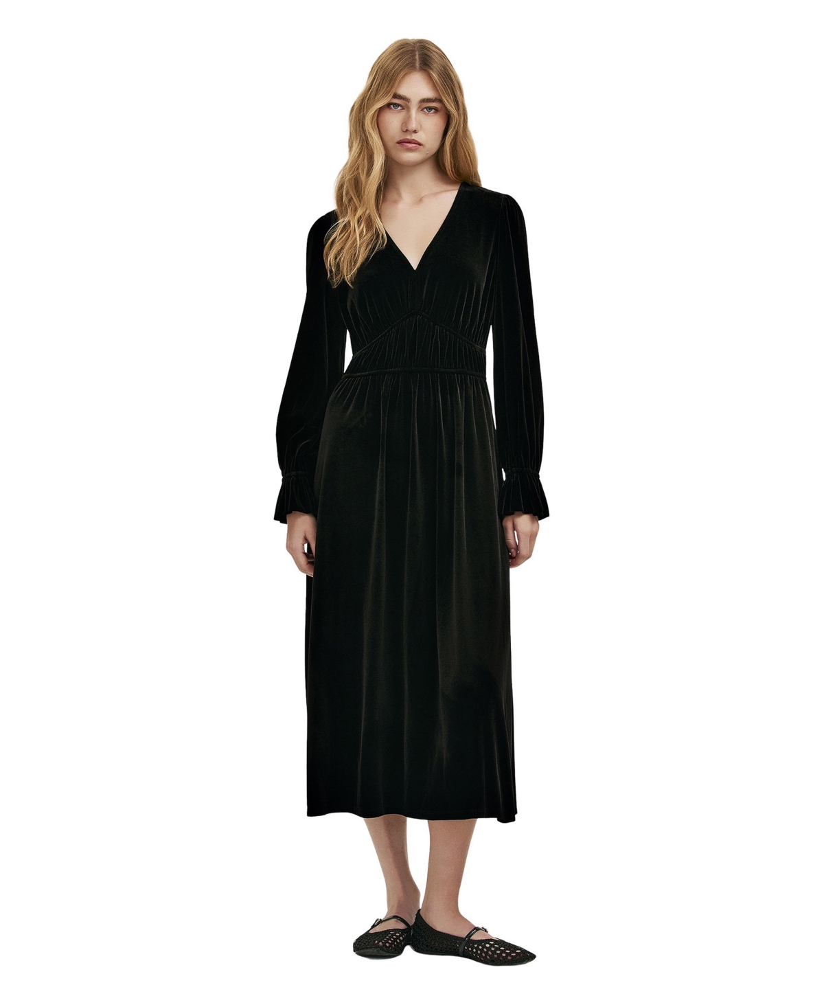 Finery London Women’s Laila Velvet V-Neck Midi Dress – Black Finery London Women’s Laila Velvet V-Neck Midi Dress – Black