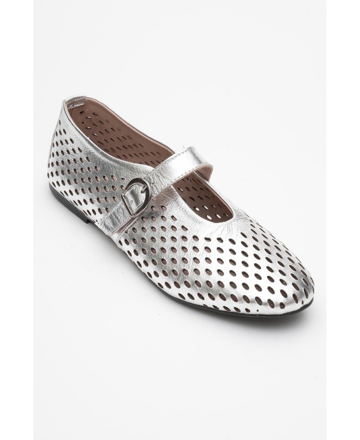 Forever & Always Shoes Women’s Arian Leather Ballet Flat – Silver leather