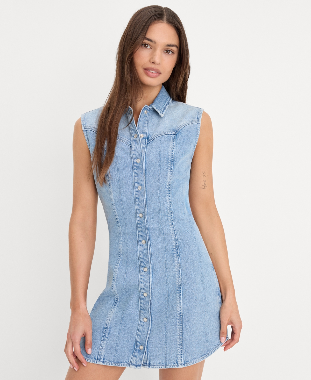 Good American Women’s Sleeveless Collared Neck Denim Dress – Light Blue Good American Women’s Sleeveless Collared Neck Denim Dress – Light Blue