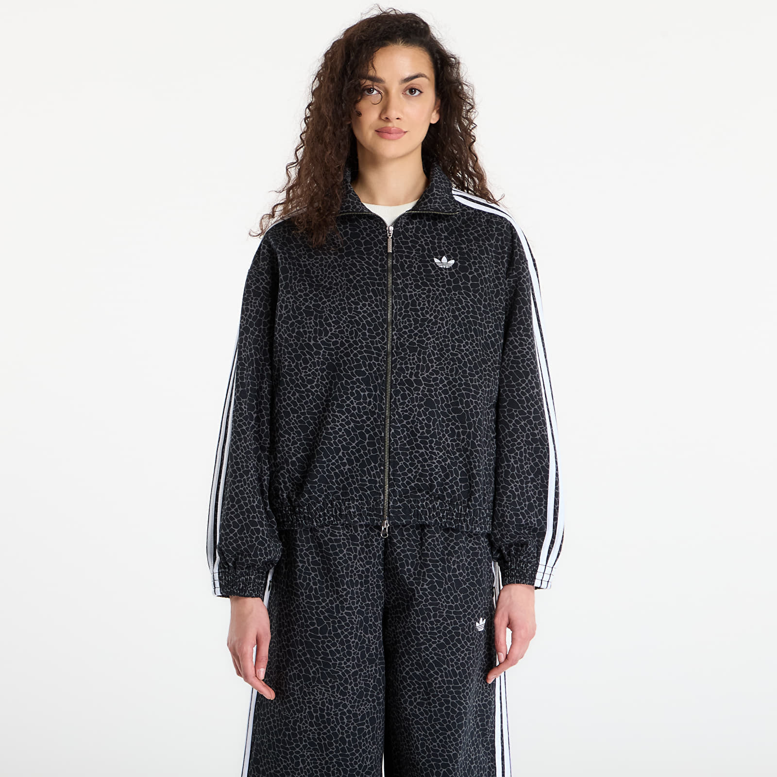 Jacket adidas Firebird Oversized Aop Denim Jacket Black/ Grey Six L Jacket adidas Firebird Oversized Aop Denim Jacket Black/ Grey Six L