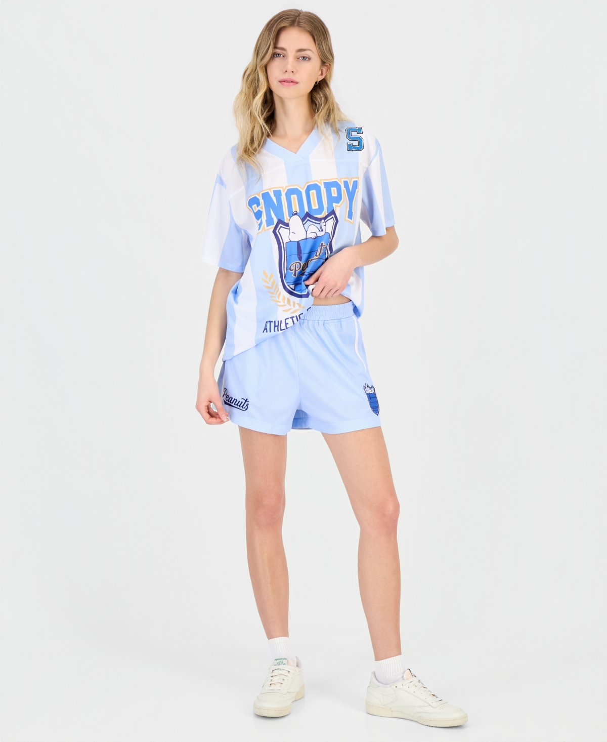 Love Tribe Juniors’ Snoopy Graphic-Print Jersey Shorts – Ice Melt Love Tribe Juniors’ Snoopy Graphic-Print Jersey Shorts – Ice Melt