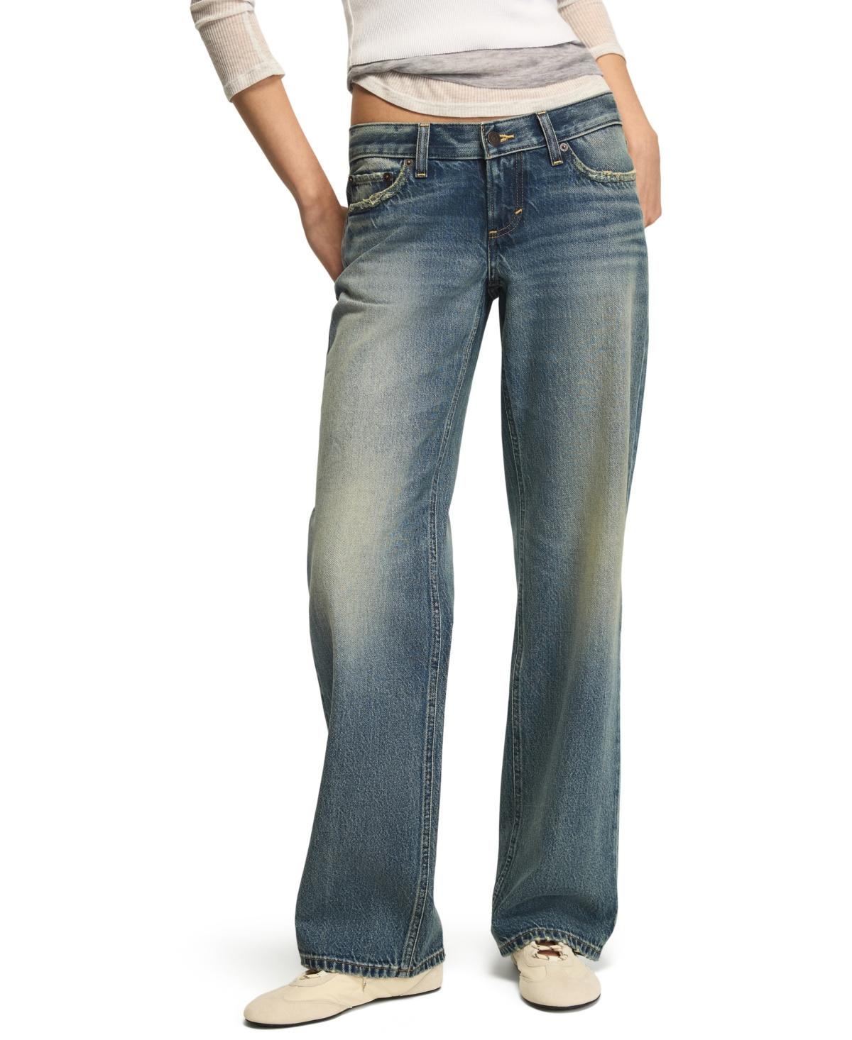 Lucky Brand Women’s Ultra Low-Rise Baggy Jeans – Get Low Wash Lucky Brand Women’s Ultra Low-Rise Baggy Jeans – Get Low Wash