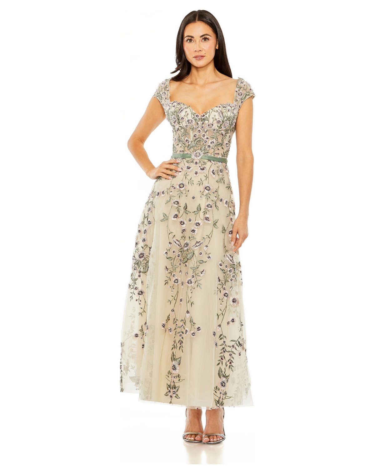 Mac Duggal Women’s Floral Embroidered Sweetheart Neckline Dress – Nude multi Mac Duggal Women’s Floral Embroidered Sweetheart Neckline Dress – Nude multi