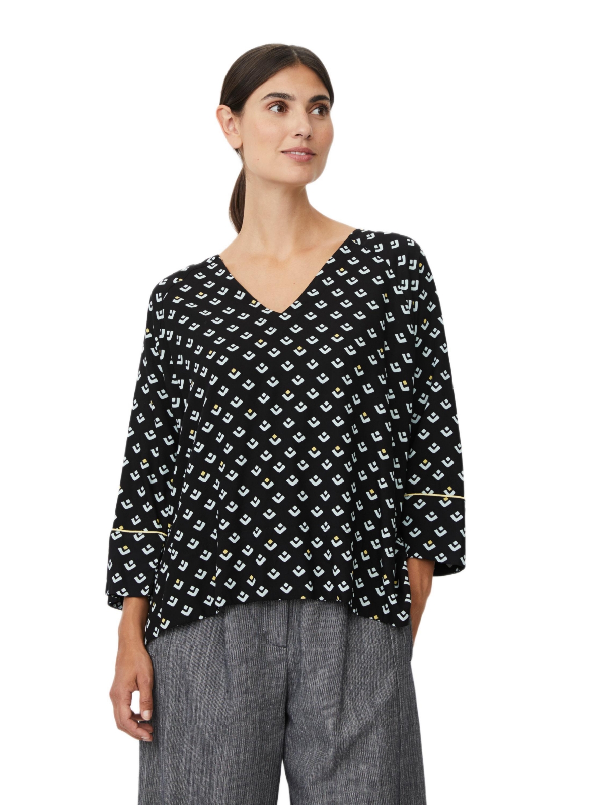 Masai Copenhagen Women’s Beniko V-Neck Printed Blouse – Ether