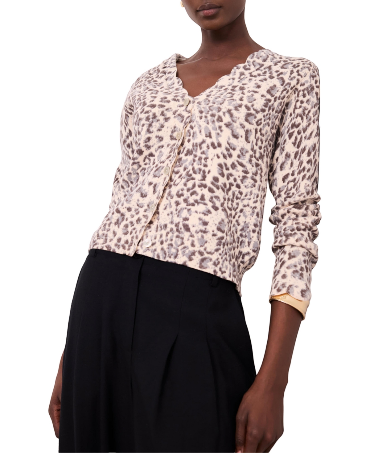 Mint Velvet Women’s Leopard Print Scallop Trim Cardigan – Camel Mint Velvet Women’s Leopard Print Scallop Trim Cardigan – Camel