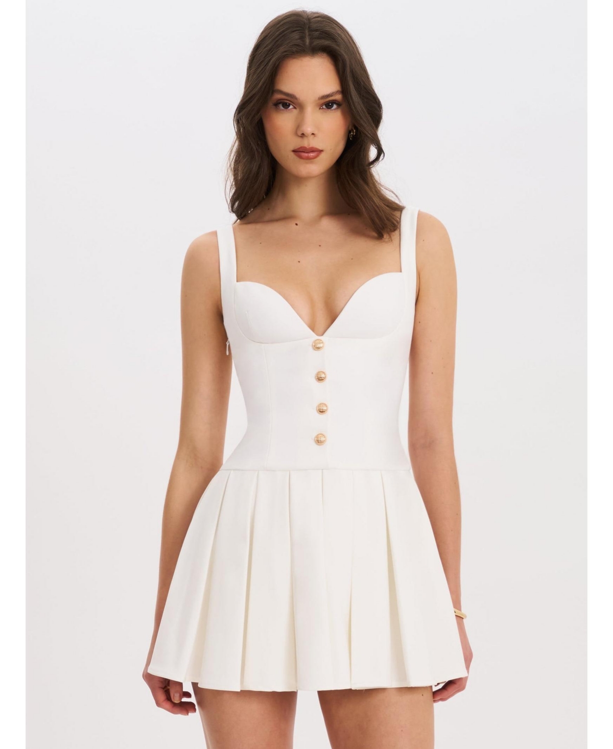 Miss Circle Women’s Tala White Sleeveless Pleated Preppy Mini Dress – White Miss Circle Women’s Tala White Sleeveless Pleated Preppy Mini Dress – White