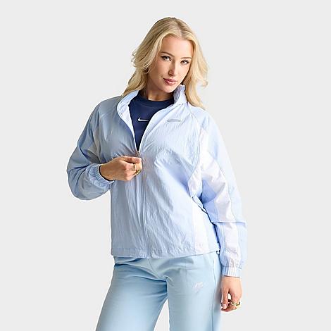 Nike Women’s Sportswear Gym Life Full-Zip Woven Jacket in Hydrogen Blue/White Size: XS Nike Women’s Sportswear Gym Life Full-Zip Woven Jacket in Hydrogen Blue/White Size: XS