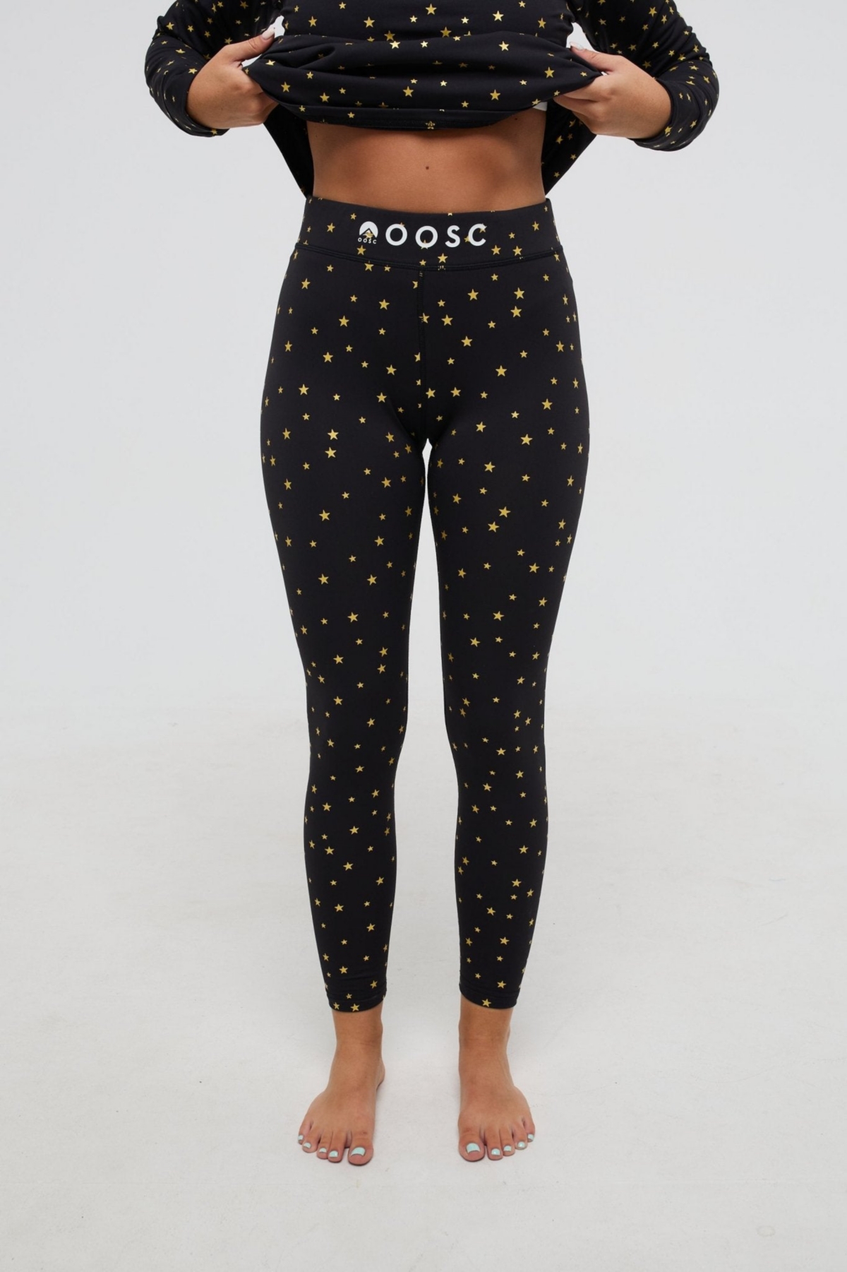 Oosc Clothing Women’s Baselayer Leggings – Shining Star – Black with gold stars