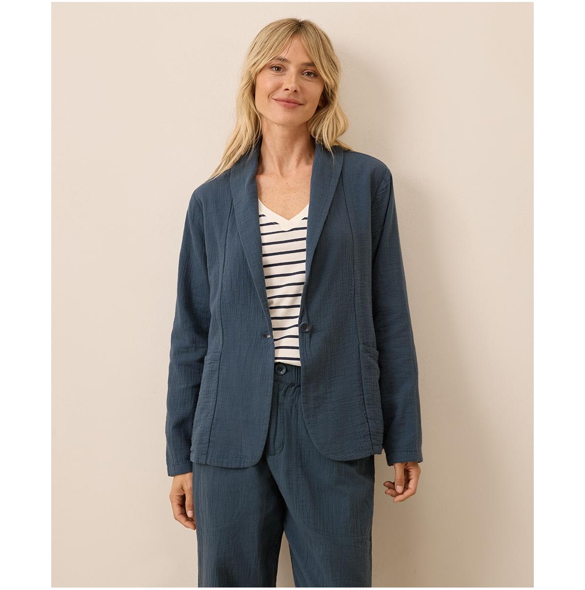 Pact Women’s Organic Cotton Coastal Double Gauze Lined Easy Jacket – French navy