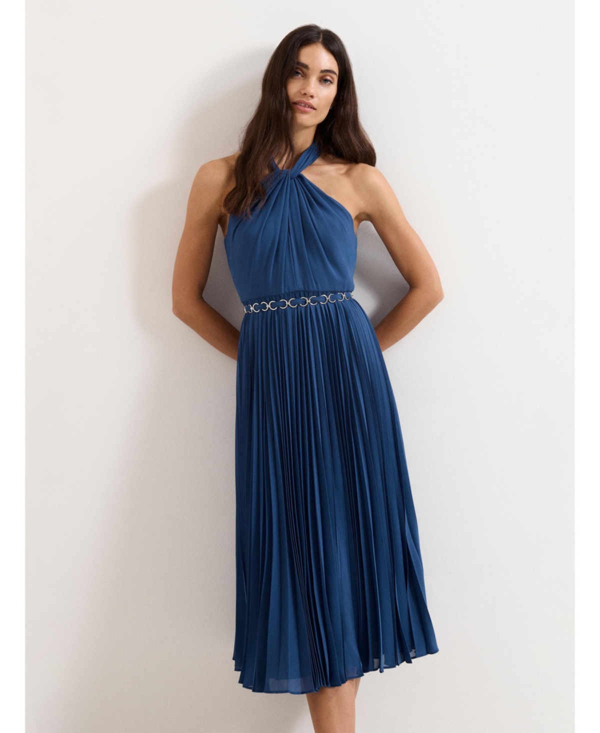 Phase Eight Women’s Sathia Pleated Halter Neck Midi Dress – Indigo Phase Eight Women’s Sathia Pleated Halter Neck Midi Dress – Indigo