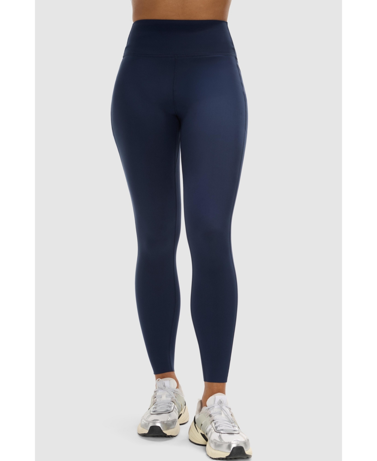 Peloton Women’s Cadent High Rise Pocket Legging – Deep navy Peloton Women’s Cadent High Rise Pocket Legging – Deep navy