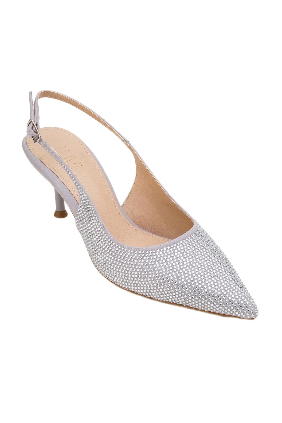 Prologue Shoes Women’s Novs Slingback Pointed Toe Pump – Silver