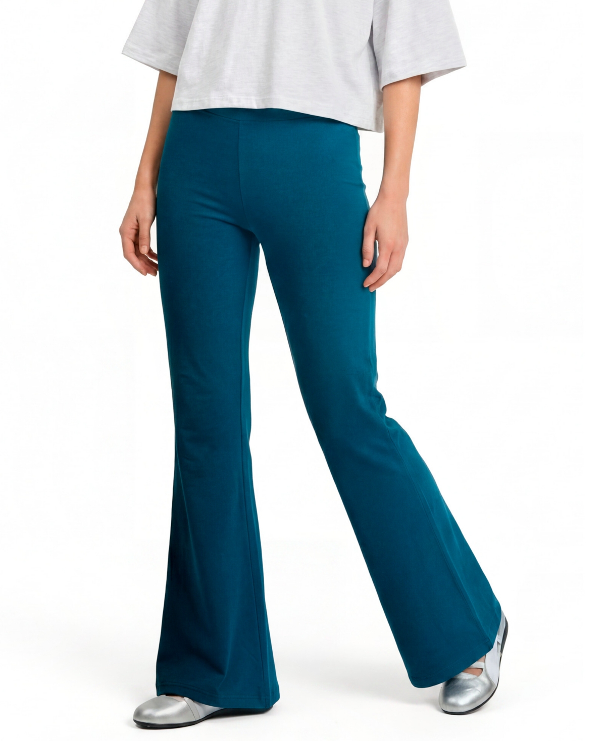 Puma Women’s Essential High-Waist Flare-Leg Leggings – Midnight Petrol Puma Women’s Essential High-Waist Flare-Leg Leggings – Midnight Petrol