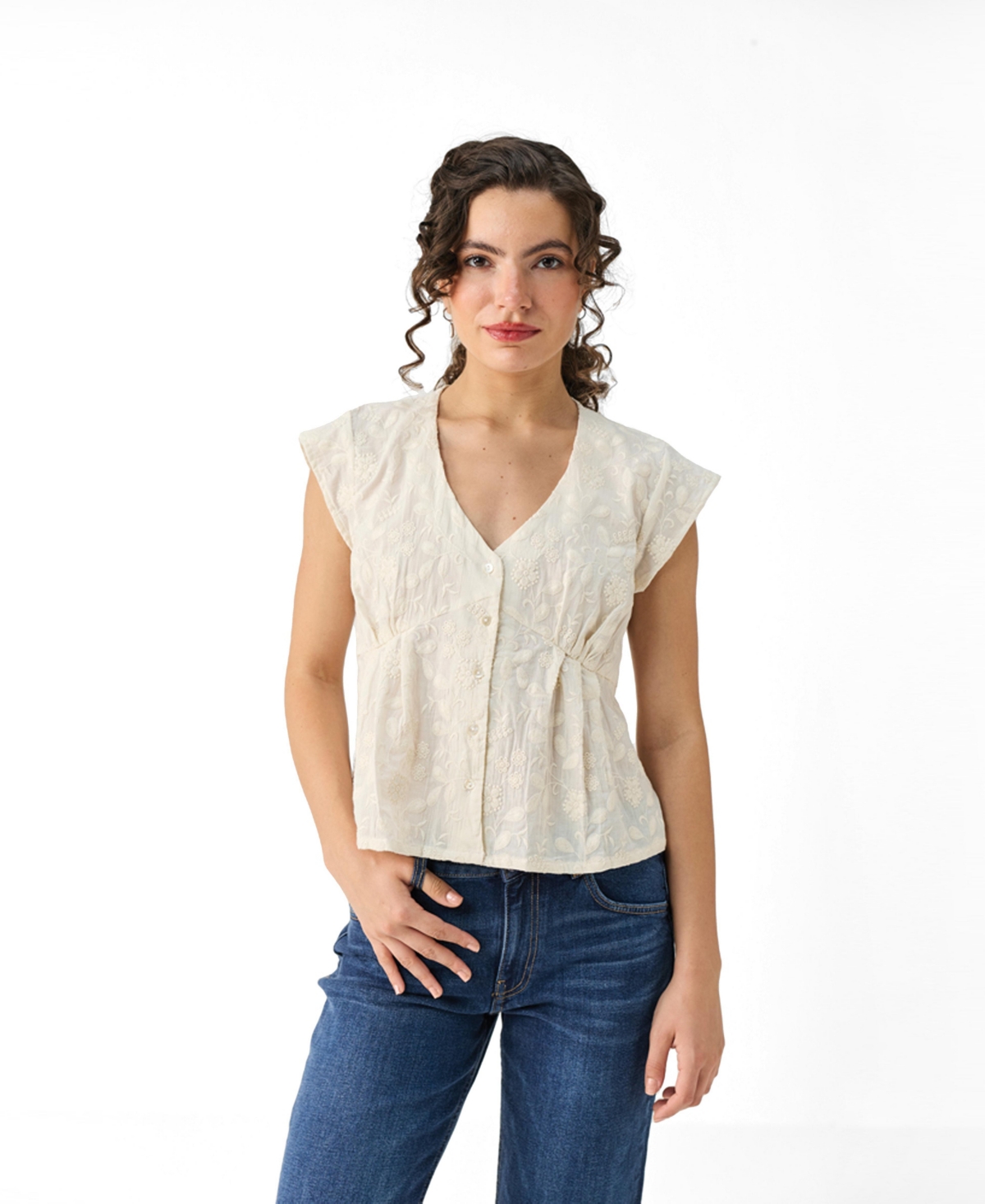 Reistor Women’s Cream Embroidered Deep V-Neck Top – Off-white embroidered cotton Reistor Women’s Cream Embroidered Deep V-Neck Top – Off-white embroidered cotton