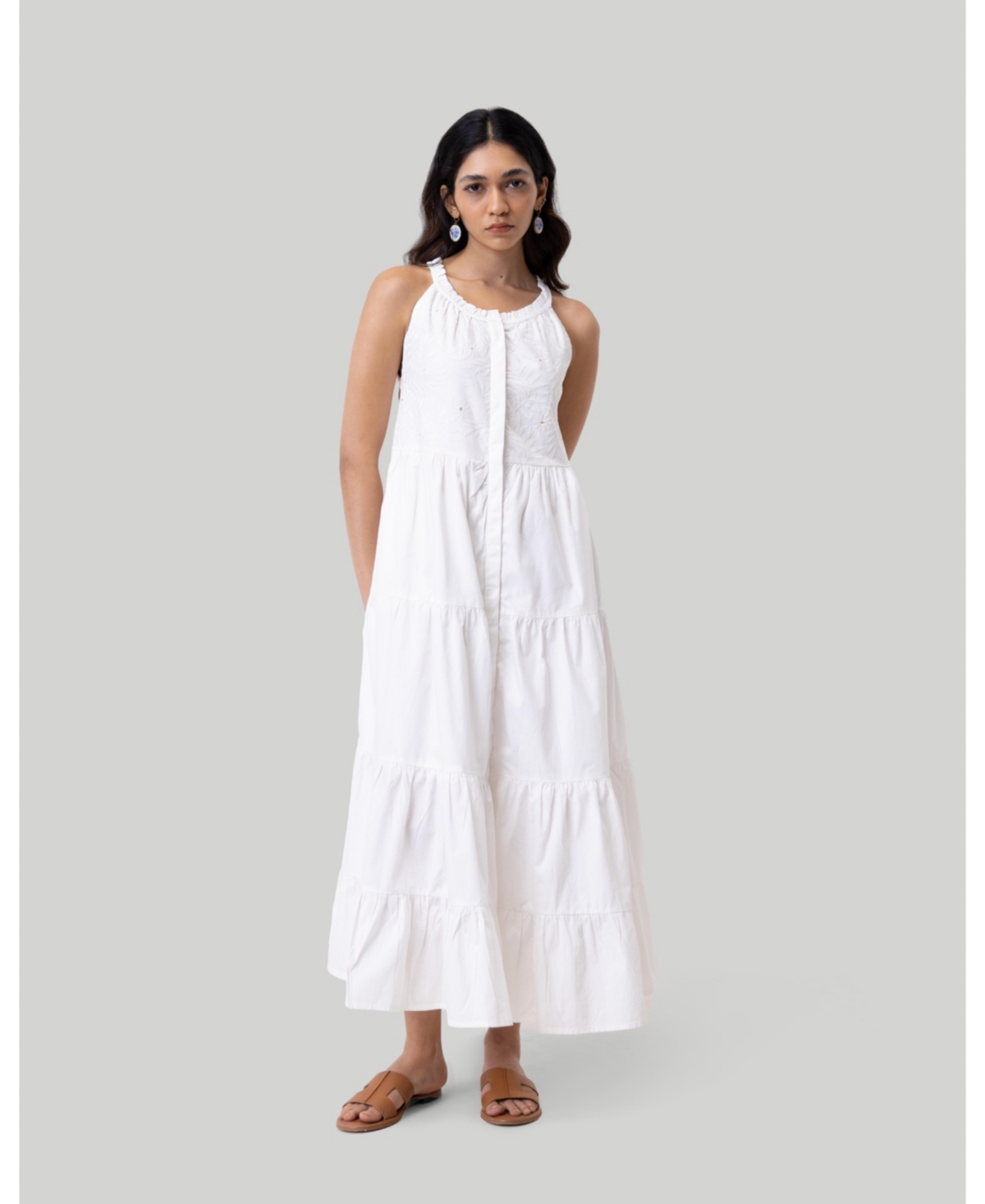 Reistor Women’s Sleeveless embroidered tiered maxi dress – White Reistor Women’s Sleeveless embroidered tiered maxi dress – White