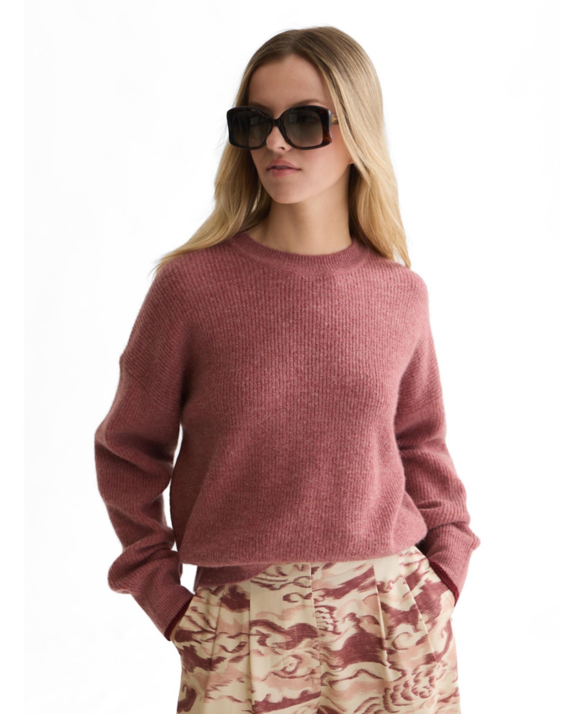 Scotch & Soda Women’s Fuzzy Wool-Blend Relaxed-Fit Crewneck Pullover – Withered rose melange Scotch & Soda Women’s Fuzzy Wool-Blend Relaxed-Fit Crewneck Pullover – Withered rose melange