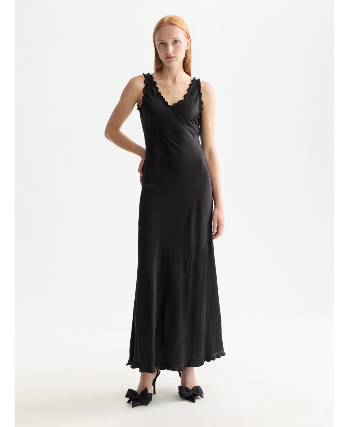 Scotch & Soda Women’s Maxi Slip dress with ruffled edges – Meteorite Scotch & Soda Women’s Maxi Slip dress with ruffled edges – Meteorite