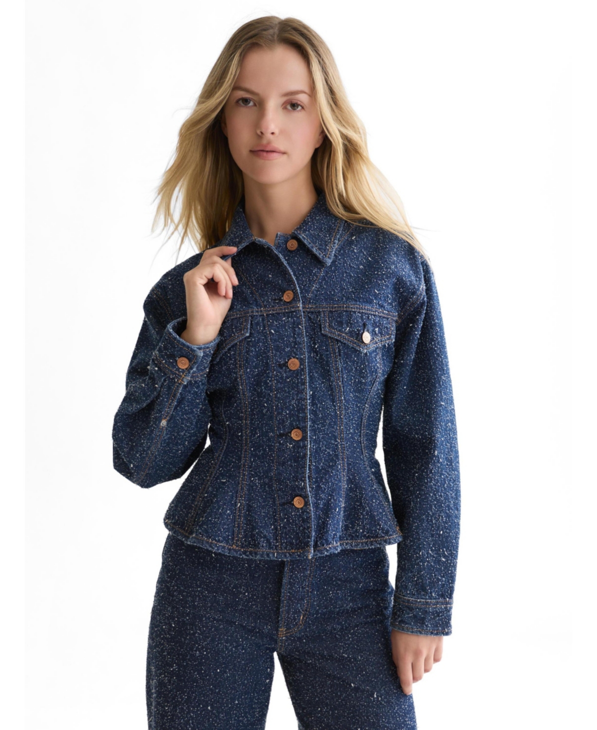 Scotch & Soda Women’s Peplum Waisted Textured Weave Denim Jacket – Deep weave Scotch & Soda Women’s Peplum Waisted Textured Weave Denim Jacket – Deep weave