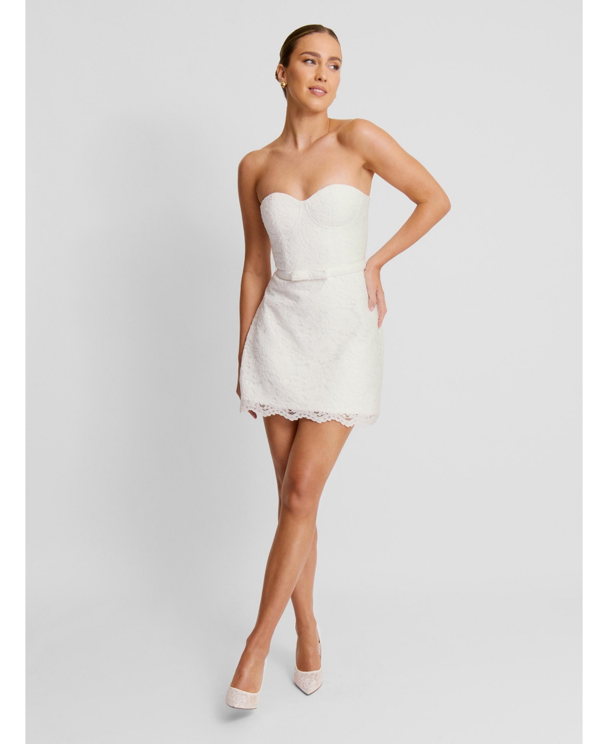 Six Stories Women’s Lace Bandeau Corset Mini Dress – White Six Stories Women’s Lace Bandeau Corset Mini Dress – White