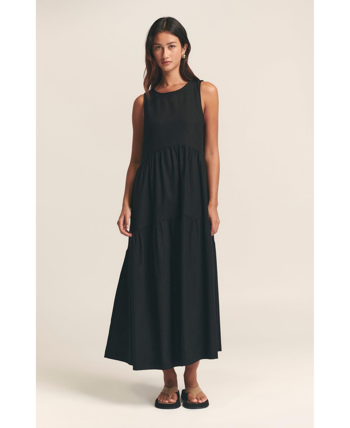 St Mrlo Women’s St Marlo Remi Tiered Dress – Black St Mrlo Women’s St Marlo Remi Tiered Dress – Black