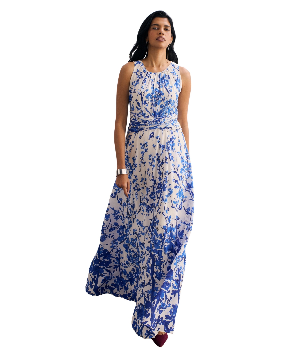 The Fold Women’s Oria Floral Print Silk Maxi Dress – Ivory The Fold Women’s Oria Floral Print Silk Maxi Dress – Ivory