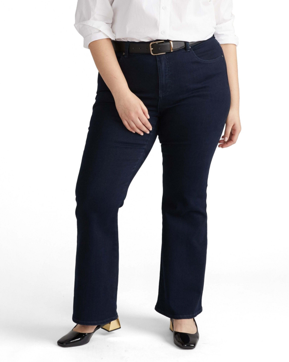 Universal Standard Women’s Farrah High Rise Flared Jeans – Dark indigo Universal Standard Women’s Farrah High Rise Flared Jeans – Dark indigo