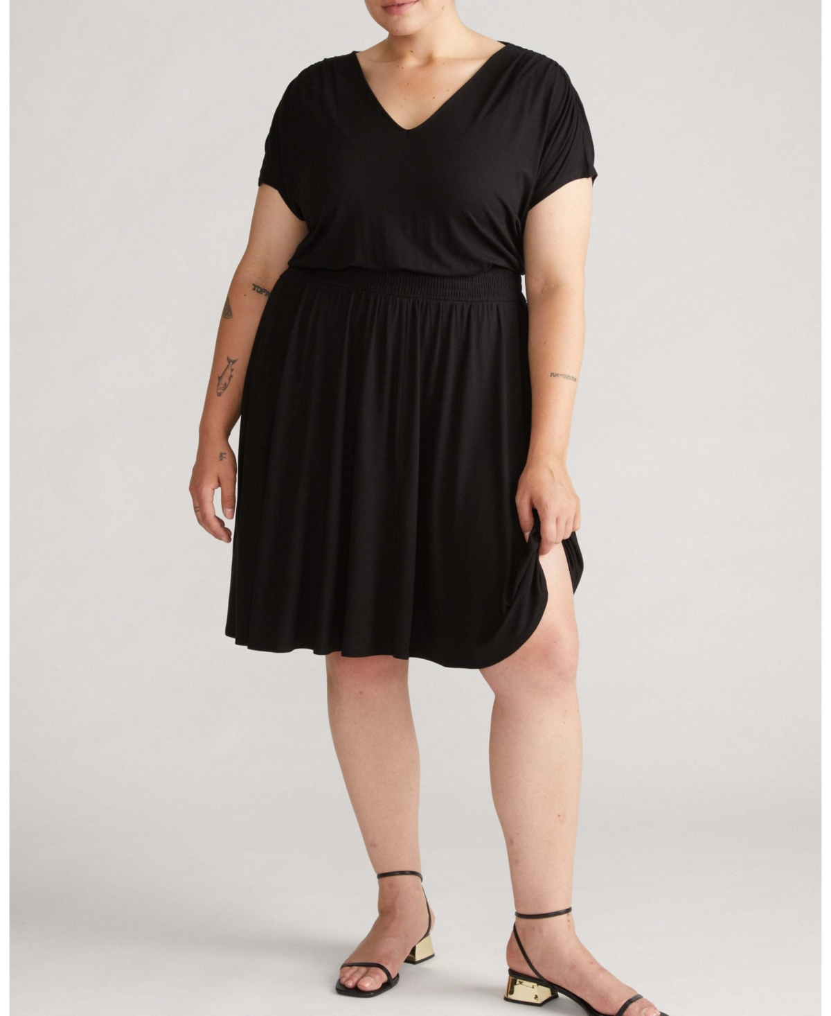 Universal Standard Women’s Minetta Liquid Jersey Dress – Black Universal Standard Women’s Minetta Liquid Jersey Dress – Black