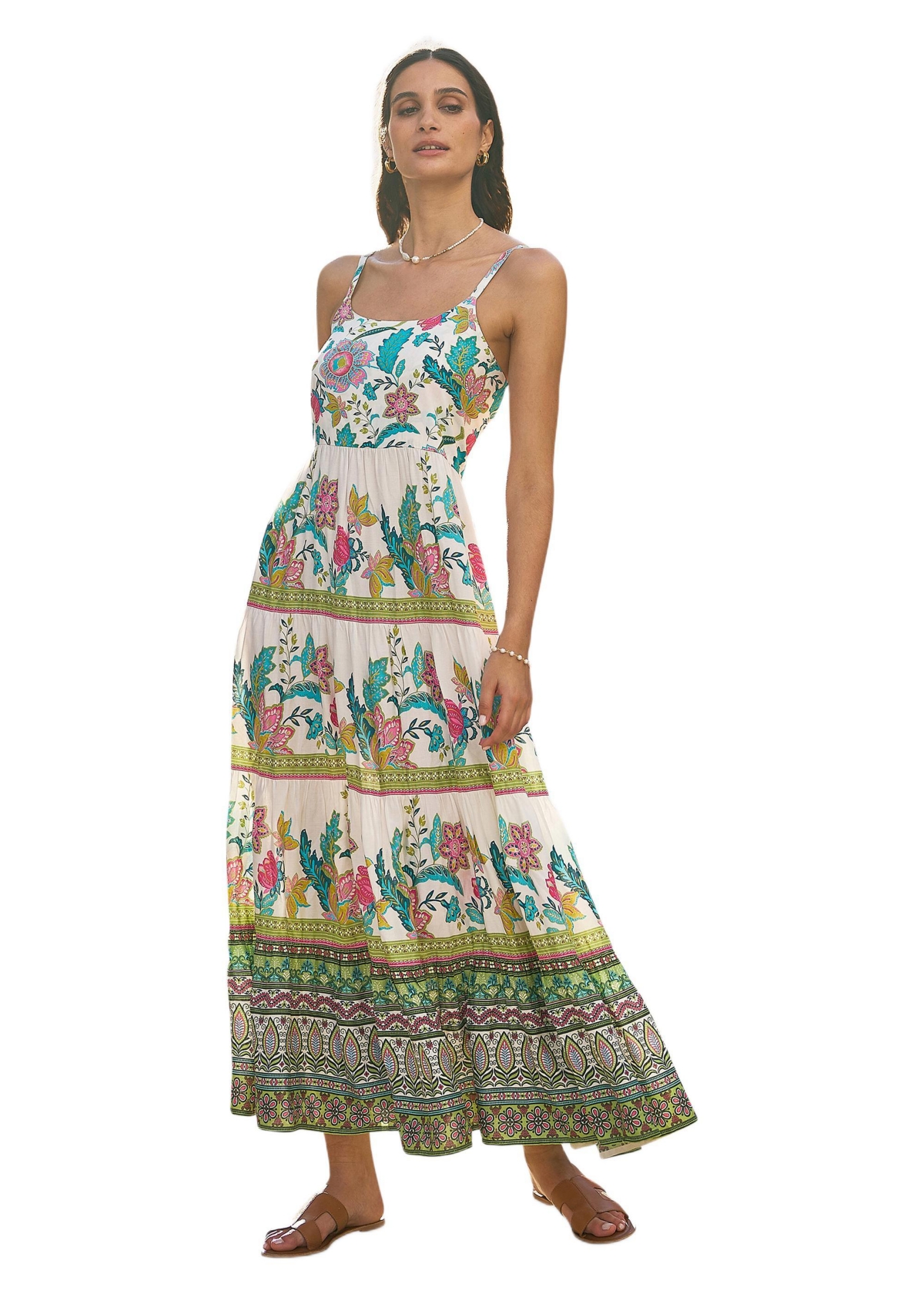 Yumi Women’s Floral Block Print Tiered Maxi Sun Dress – Ivory Yumi Women’s Floral Block Print Tiered Maxi Sun Dress – Ivory
