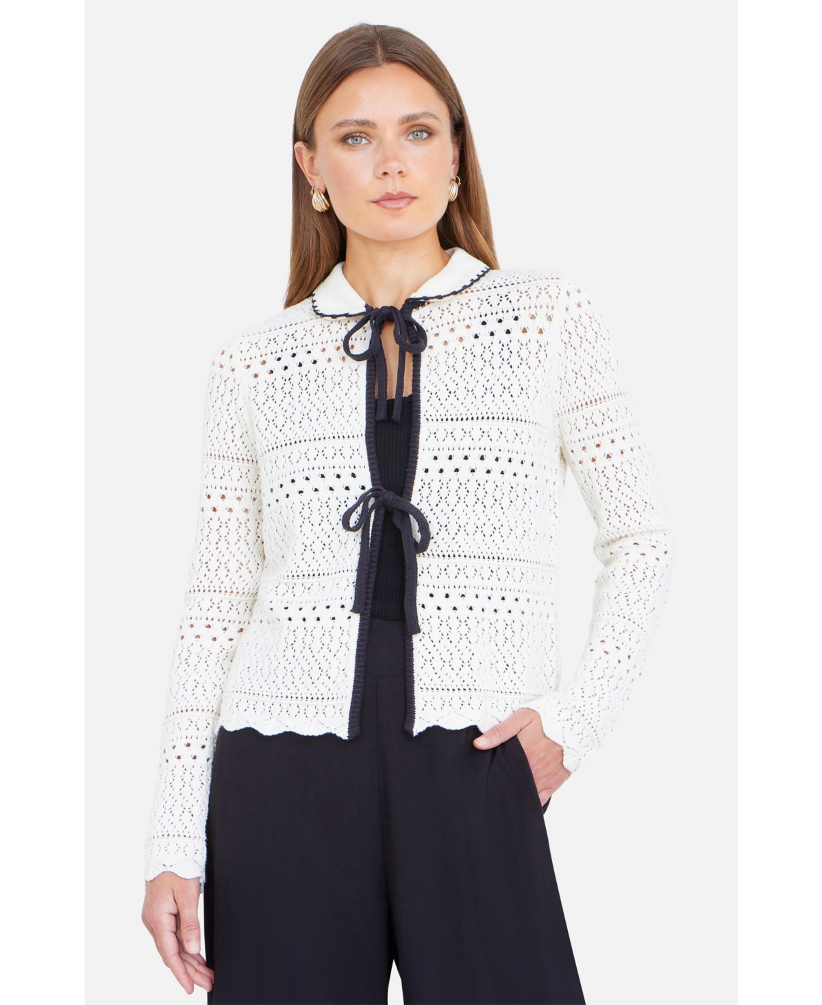 Yumi Women’s Peter Pan Collar Knitted Cardigan – Ivory Yumi Women’s Peter Pan Collar Knitted Cardigan – Ivory