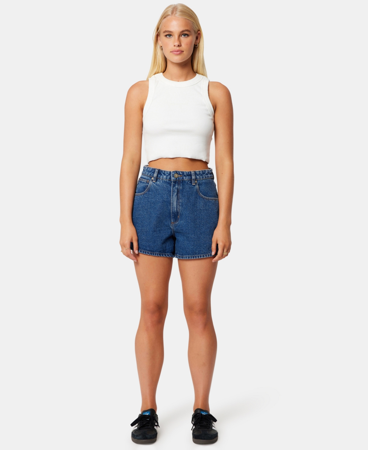 Abrand Women’s Venice Bella Mid-Rise Denim Shorts – Mid Blue
