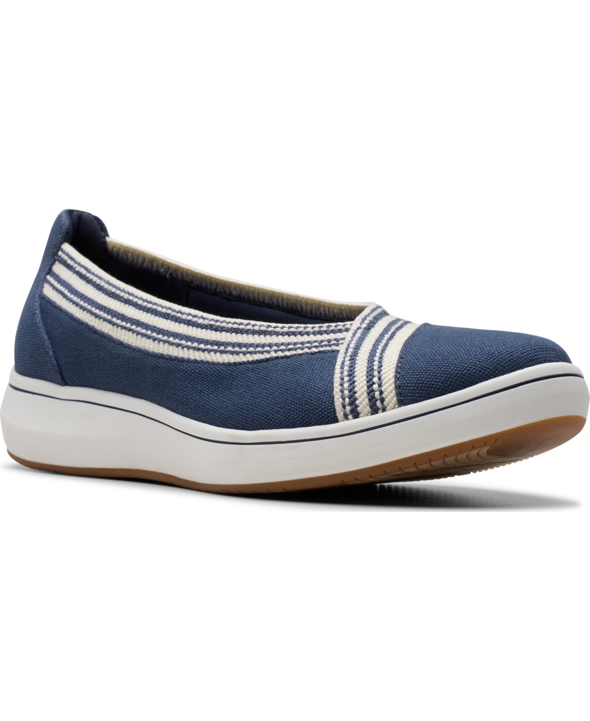 Clarks Women’s Cloud Steppers Breeze Sky Air Closed Toe Shoes – Navy Textile