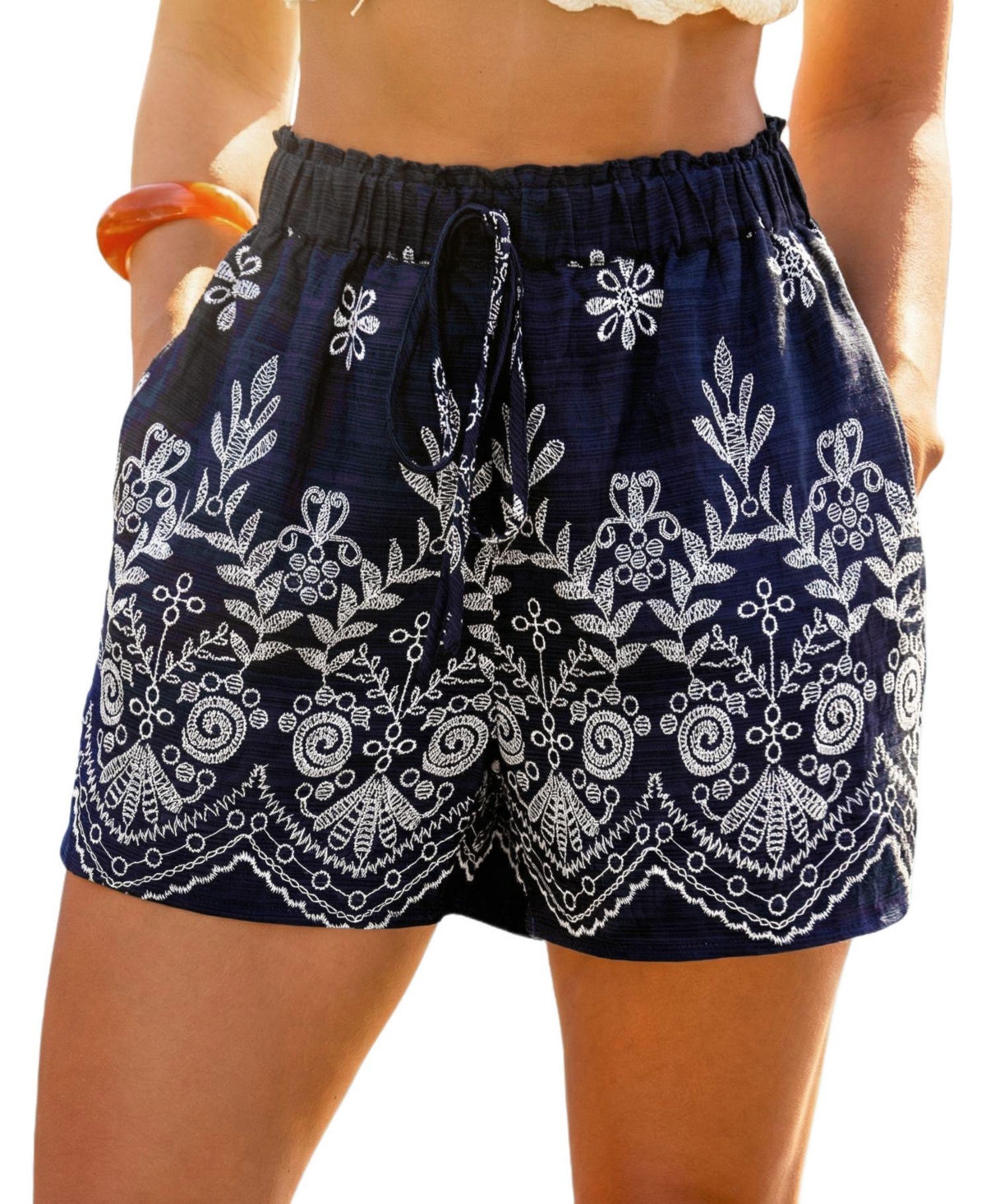 Cupshe Women’s Hear Me Out Ornate Shorts – Dark blue Cupshe Women’s Hear Me Out Ornate Shorts – Dark blue