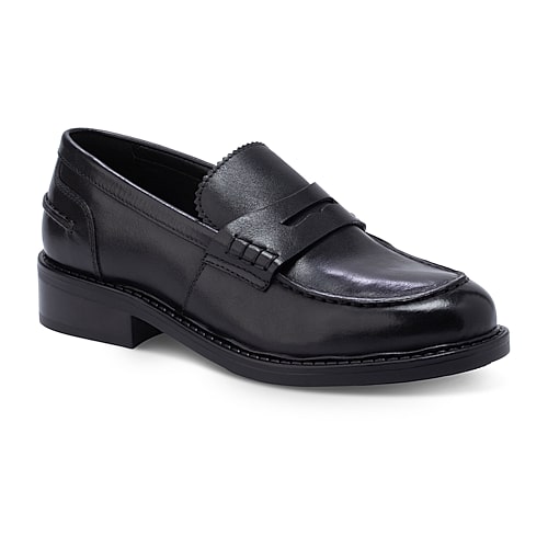 Eastland Evie Womens Moc Closed Toe Slip-On Shoe, 8 Medium, Black Eastland Evie Womens Moc Closed Toe Slip-On Shoe, 8 Medium, Black
