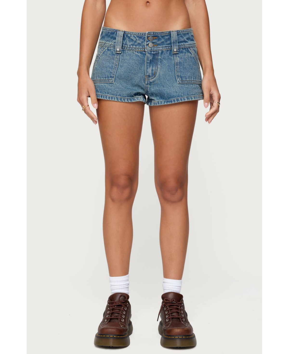 Edikted Women’s Keinan Low Rise Denim Shorts – Blue-washed Edikted Women’s Keinan Low Rise Denim Shorts – Blue-washed