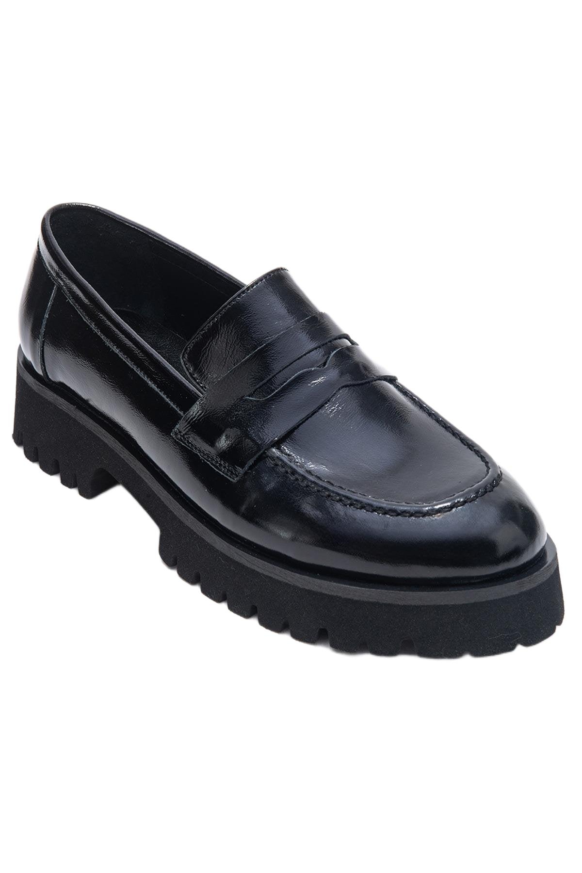 Forever & Always Women’s Shoes Vionel Leather Loafer (Women) – Black patent leather