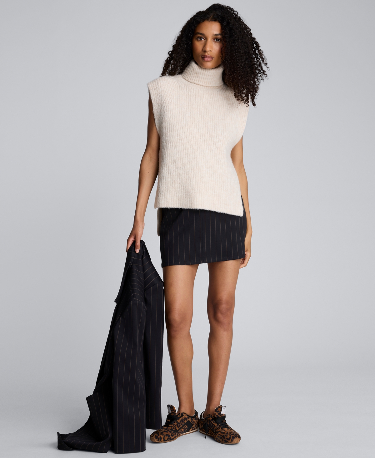 Kenneth Cole Women’s Fly Front Zip Mini Skirt – Black/Olive Green Kenneth Cole Women’s Fly Front Zip Mini Skirt – Black/Olive Green