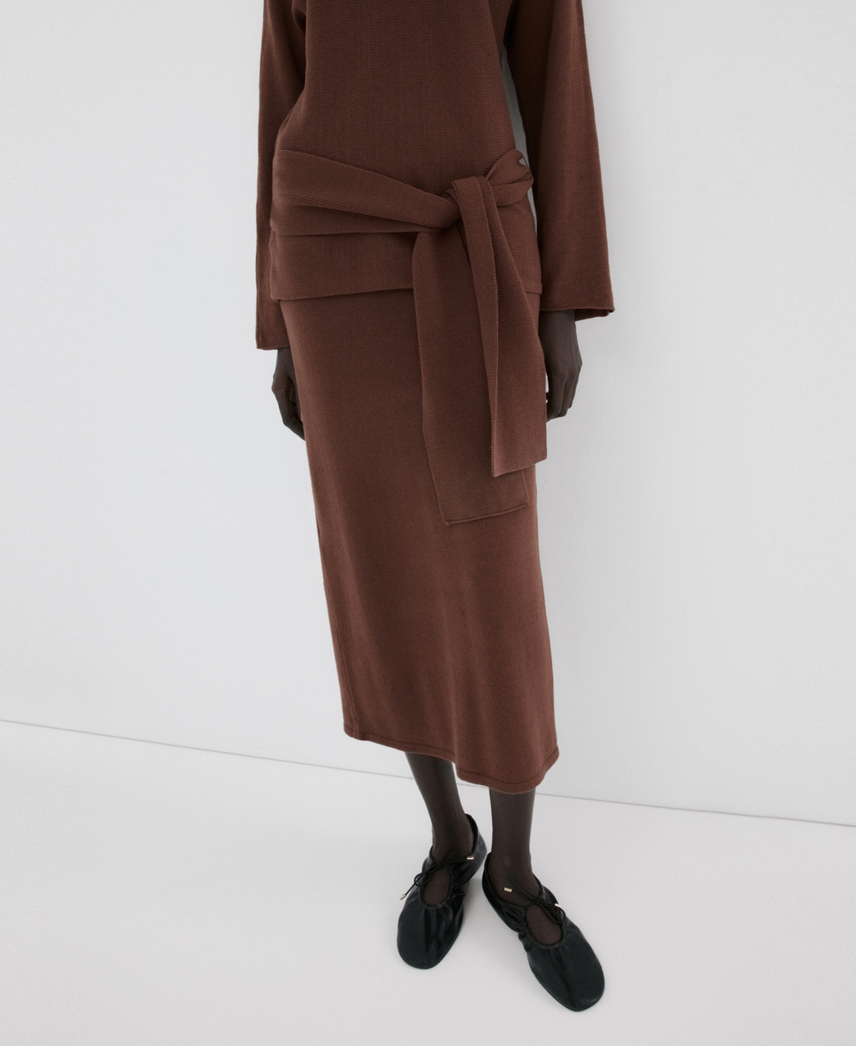 Mango Women’s Opening Pencil Skirt – Chocolate Mango Women’s Opening Pencil Skirt – Chocolate