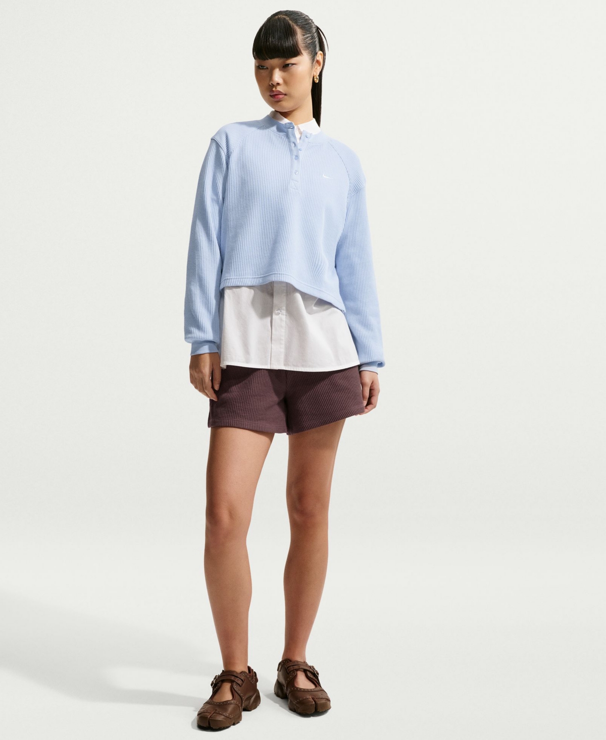 Nike Sportswear Chill Waffle Women’s Loose Mid-Rise Shorts – Tattoo/Sail