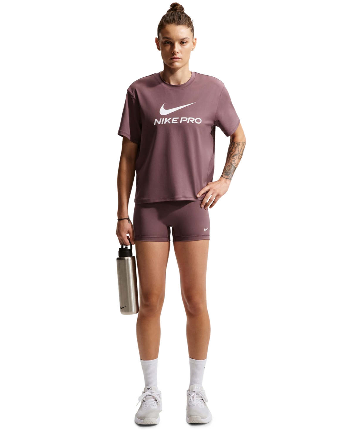 Nike Women’s Mid-Rise Biker Shorts – Tattoo/white