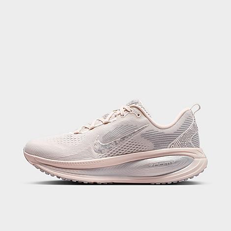 Nike Women’s Vomero 18 SE Running Shoes in Phantom/Grey Fog/Metallic Silver Size: 5.0