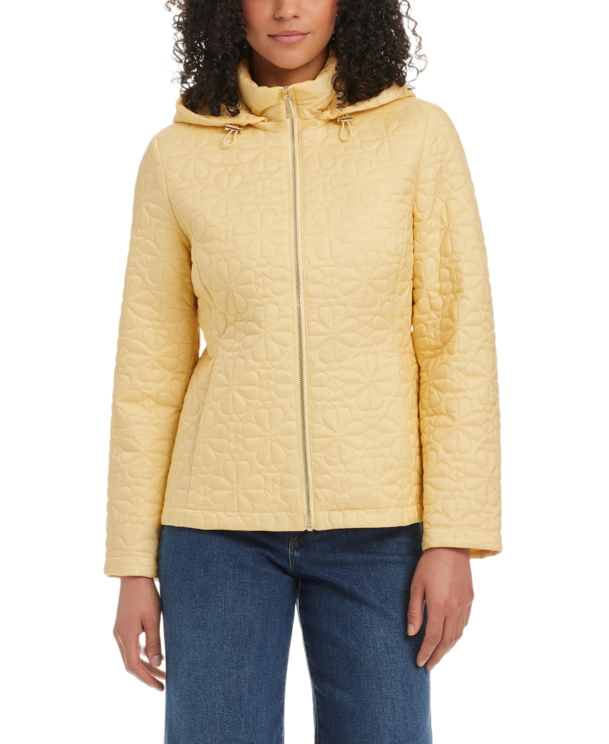 kate spade new york Women’s Short Spade Flower Quilt – Butter kate spade new york Women’s Short Spade Flower Quilt – Butter