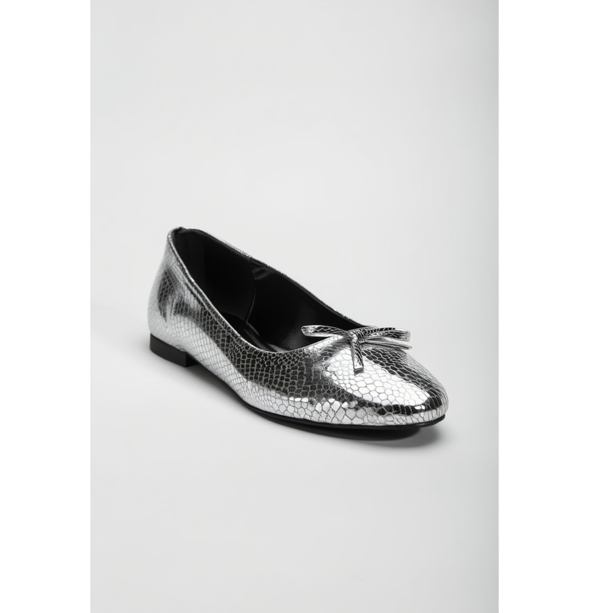 Prologue Shoes Women’s Amy Ballerina Flats – Silver faux leather Prologue Shoes Women’s Amy Ballerina Flats – Silver faux leather