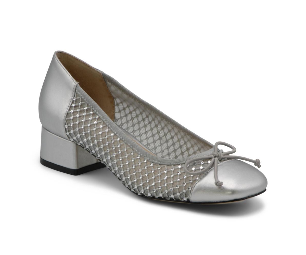 Charles by Charles David Womens Zenith Low Heel Shoe – Silver Charles by Charles David Womens Zenith Low Heel Shoe – Silver