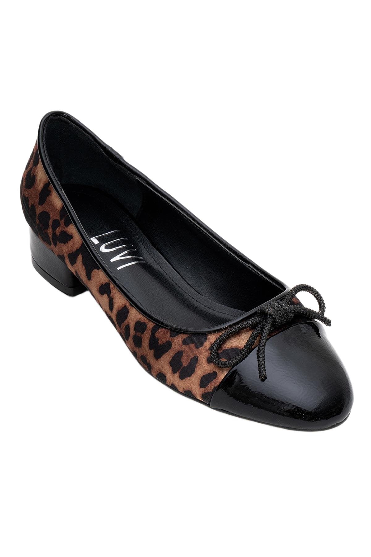 Prologue Shoes Women’s Julien Bow Detail Block Heel Flat – Leopard Prologue Shoes Women’s Julien Bow Detail Block Heel Flat – Leopard