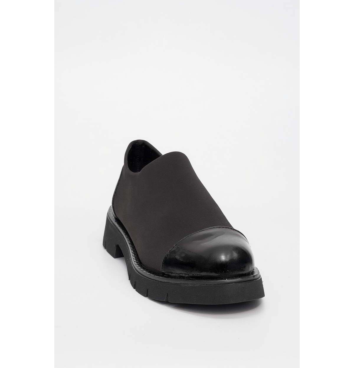Prologue Shoes Women’s Panola Scuba Loafer – Black patent
