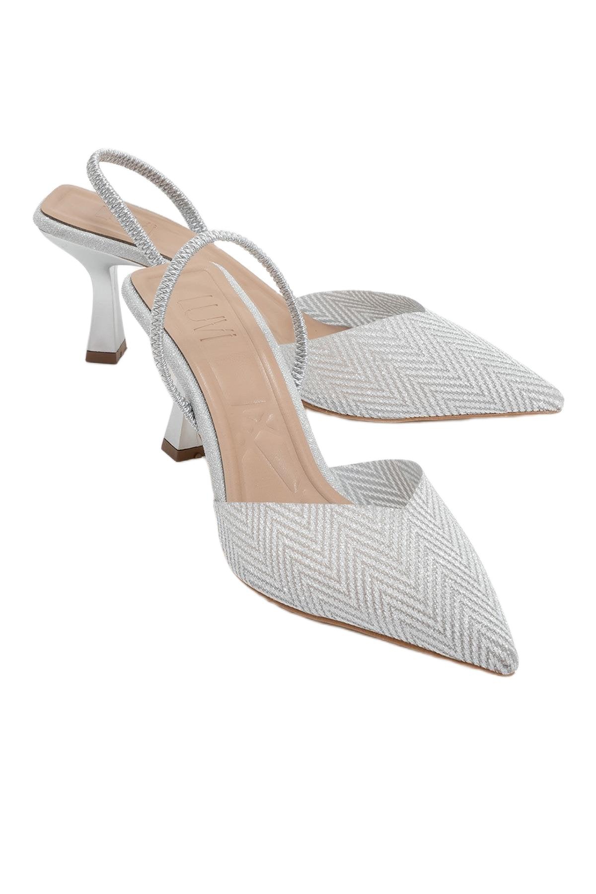 Prologue Shoes Women’s Renos Pointed Toe Pump – Silver Prologue Shoes Women’s Renos Pointed Toe Pump – Silver